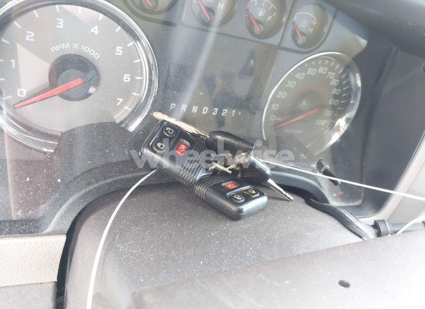 Photo 11 of 2010 Ford F-150 FX4/HARLEY-DAVIDSON/KING RANCH/LARIAT/PLATINUM/XL/XLT (VIN 1FTFW1EV5AFC81231)