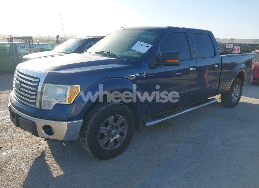 Photo 2 of 2010 Ford F-150 FX4/HARLEY-DAVIDSON/KING RANCH/LARIAT/PLATINUM/XL/XLT (VIN 1FTFW1EV5AFD68398)