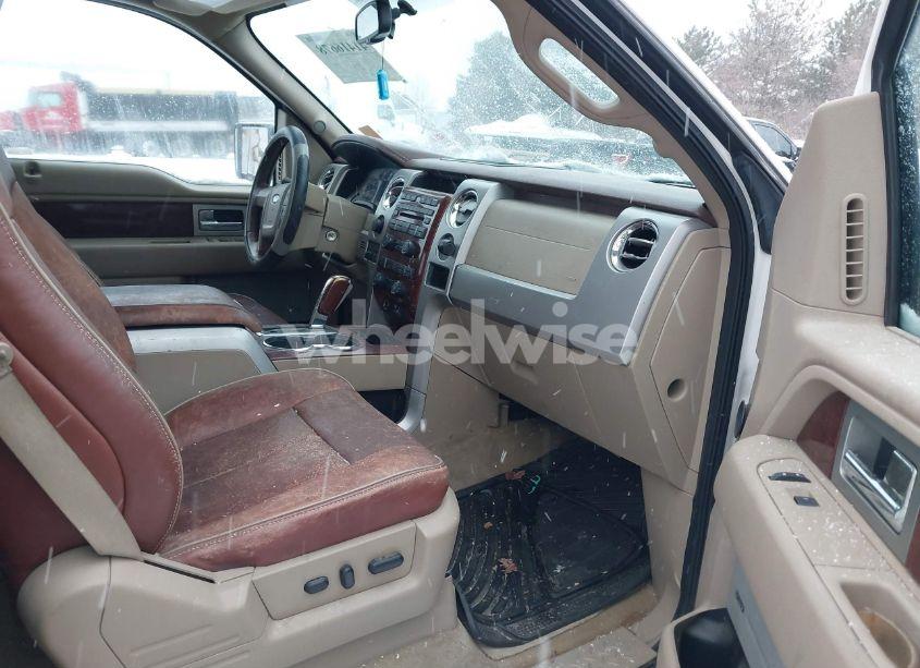 Photo 5 of 2010 Ford F-150 FX4/HARLEY-DAVIDSON/KING RANCH/LARIAT/PLATINUM/XL/XLT (VIN 1FTFW1EV5AKC18329)