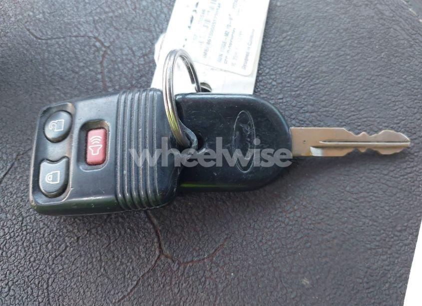 Photo 11 of 2010 Ford F-150 FX4/HARLEY-DAVIDSON/KING RANCH/LARIAT/PLATINUM/XL/XLT (VIN 1FTFW1EV5AKE69528)