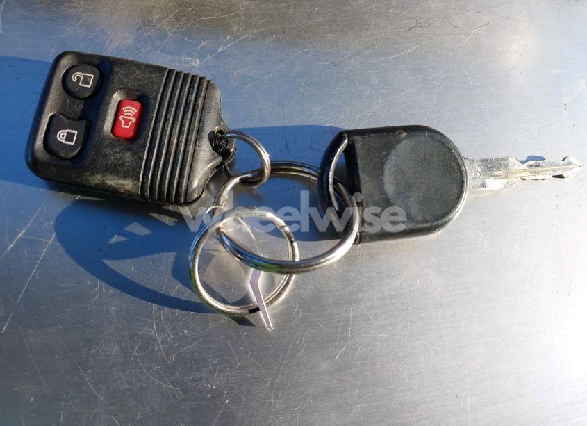 Photo 11 of 2010 Ford F-150 FX4/HARLEY-DAVIDSON/KING RANCH/LARIAT/PLATINUM/XL/XLT (VIN 1FTFW1EV6AFB54407)