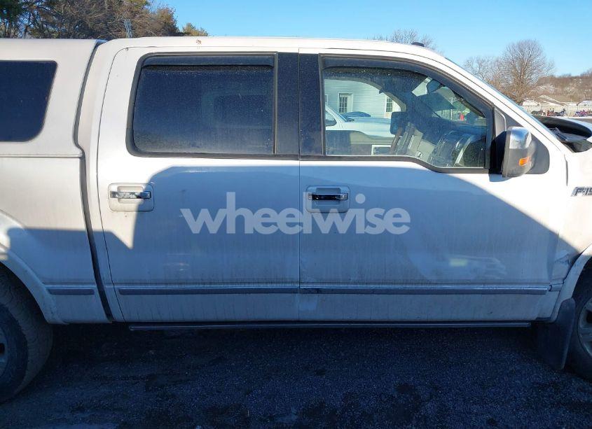 Photo 13 of 2010 Ford F-150 FX4/HARLEY-DAVIDSON/KING RANCH/LARIAT/PLATINUM/XL/XLT (VIN 1FTFW1EV6AFB54407)