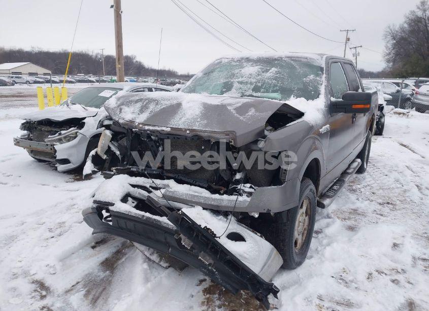 Photo 2 of 2010 Ford F-150 FX4/HARLEY-DAVIDSON/KING RANCH/LARIAT/PLATINUM/XL/XLT (VIN 1FTFW1EV6AFB77430)