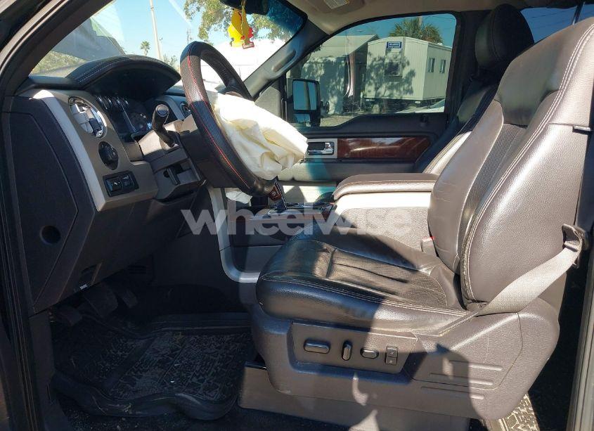 Photo 5 of 2010 Ford F-150 FX4/HARLEY-DAVIDSON/KING RANCH/LARIAT/PLATINUM/XL/XLT (VIN 1FTFW1EV6AFC21748)