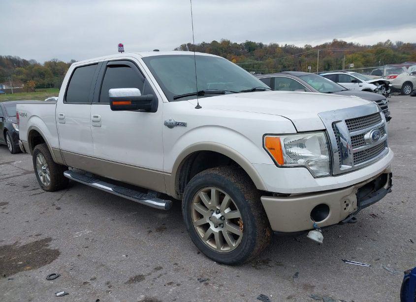 2010 Ford F-150 FX4/HARLEY-DAVIDSON/KING RANCH/LARIAT/PLATINUM/XL/XLT (VIN 1FTFW1EV6AKB32592) main photo