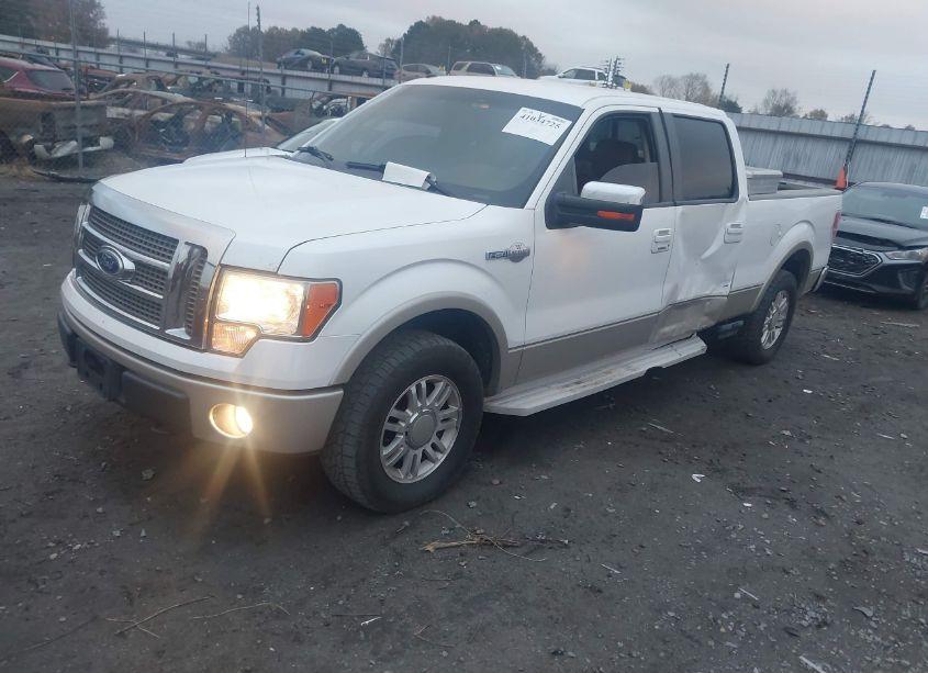 Photo 2 of 2010 Ford F-150 FX4/HARLEY-DAVIDSON/KING RANCH/LARIAT/PLATINUM/XL/XLT (VIN 1FTFW1EV6AKB69271)
