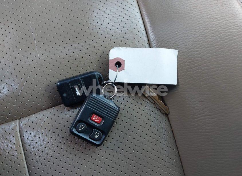 Photo 11 of 2010 Ford F-150 FX4/HARLEY-DAVIDSON/KING RANCH/LARIAT/PLATINUM/XL/XLT (VIN 1FTFW1EV6AKC00275)