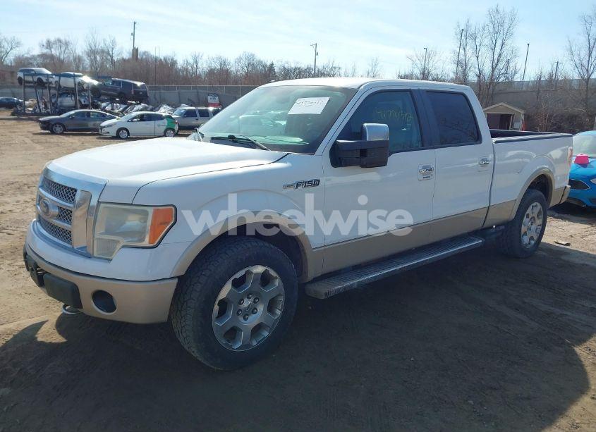 Photo 2 of 2010 Ford F-150 FX4/HARLEY-DAVIDSON/KING RANCH/LARIAT/PLATINUM/XL/XLT (VIN 1FTFW1EV6AKC00275)