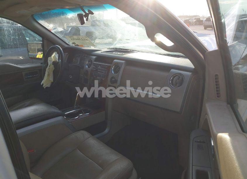 Photo 5 of 2010 Ford F-150 FX4/HARLEY-DAVIDSON/KING RANCH/LARIAT/PLATINUM/XL/XLT (VIN 1FTFW1EV6AKE64743)