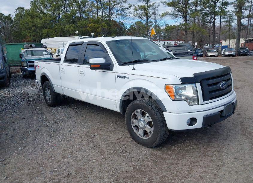 2010 Ford F-150 FX4/HARLEY-DAVIDSON/KING RANCH/LARIAT/PLATINUM/XL/XLT (VIN 1FTFW1EV7AFC82879) main photo
