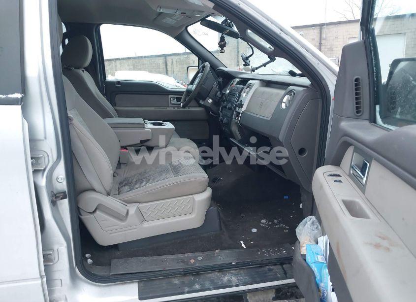 Photo 5 of 2010 Ford F-150 FX4/HARLEY-DAVIDSON/KING RANCH/LARIAT/PLATINUM/XL/XLT (VIN 1FTFW1EV8AFA05366)