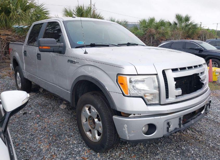 2010 Ford F-150 FX4/HARLEY-DAVIDSON/KING RANCH/LARIAT/PLATINUM/XL/XLT (VIN 1FTFW1EV8AFA55913) main photo