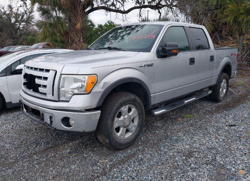Photo 2 of 2010 Ford F-150 FX4/HARLEY-DAVIDSON/KING RANCH/LARIAT/PLATINUM/XL/XLT (VIN 1FTFW1EV8AFA55913)