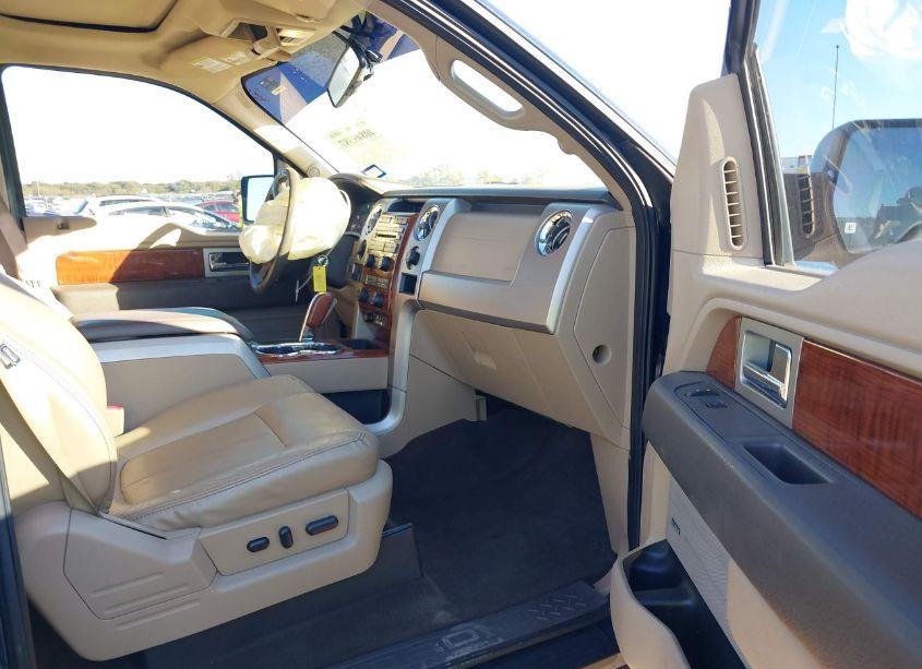 Photo 5 of 2010 Ford F-150 FX4/HARLEY-DAVIDSON/KING RANCH/LARIAT/PLATINUM/XL/XLT (VIN 1FTFW1EV8AFD37825)