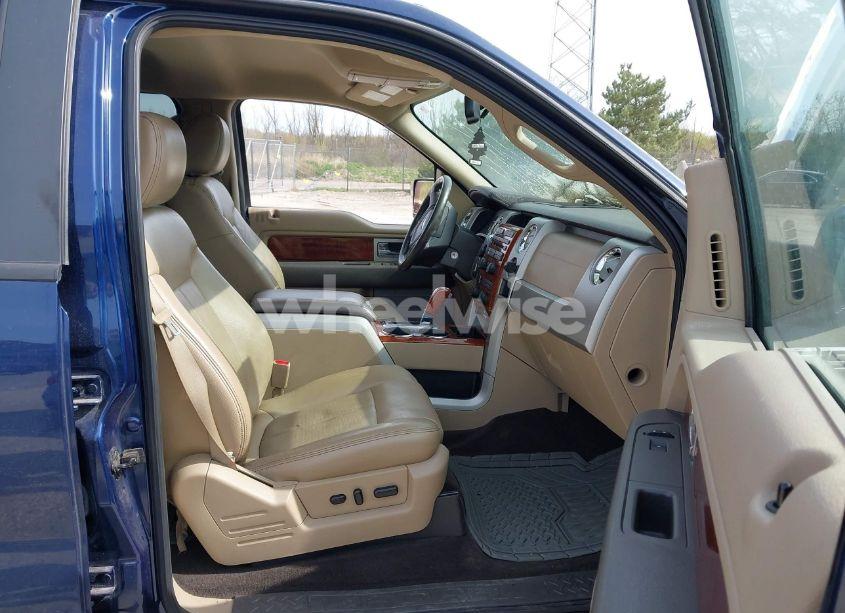 Photo 5 of 2010 Ford F-150 FX4/HARLEY-DAVIDSON/KING RANCH/LARIAT/PLATINUM/XL/XLT (VIN 1FTFW1EV8AKA14527)