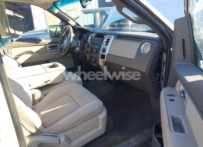 Photo 5 of 2010 Ford F-150 FX4/HARLEY-DAVIDSON/KING RANCH/LARIAT/PLATINUM/XL/XLT (VIN 1FTFW1EV8AKE24065)