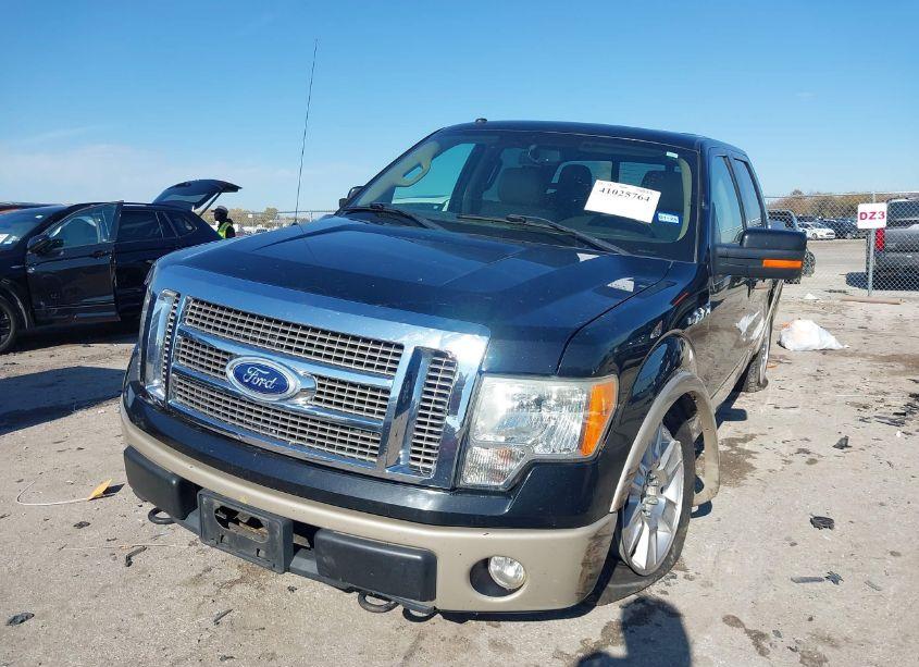 Photo 2 of 2010 Ford F-150 FX4/HARLEY-DAVIDSON/KING RANCH/LARIAT/PLATINUM/XL/XLT (VIN 1FTFW1EV9AFB09459)