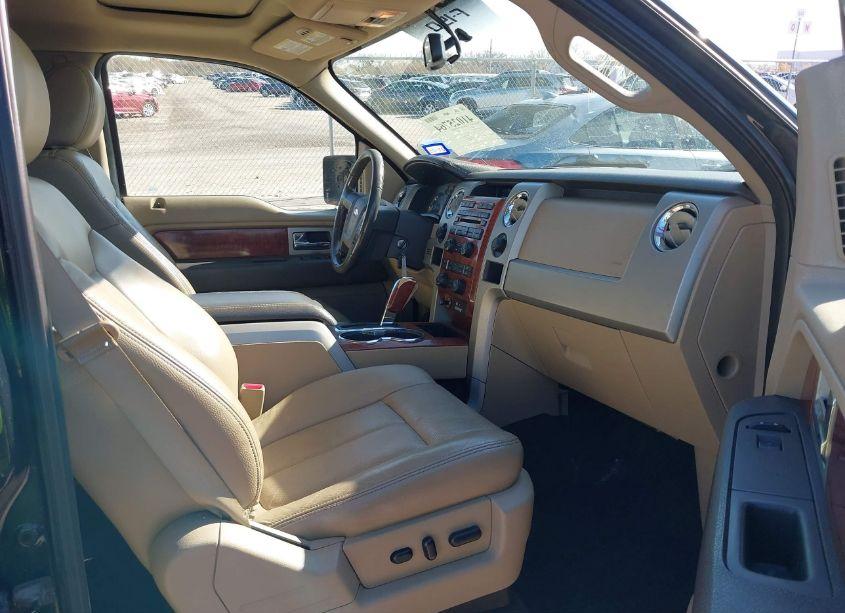 Photo 5 of 2010 Ford F-150 FX4/HARLEY-DAVIDSON/KING RANCH/LARIAT/PLATINUM/XL/XLT (VIN 1FTFW1EV9AFB09459)