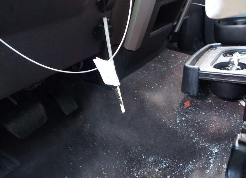 Photo 11 of 2010 Ford F-150 FX4/HARLEY-DAVIDSON/KING RANCH/LARIAT/PLATINUM/XL/XLT (VIN 1FTFW1EV9AFB39044)