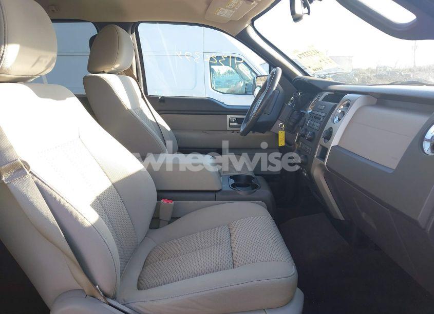 Photo 5 of 2010 Ford F-150 FX4/HARLEY-DAVIDSON/KING RANCH/LARIAT/PLATINUM/XL/XLT (VIN 1FTFW1EV9AFC15314)