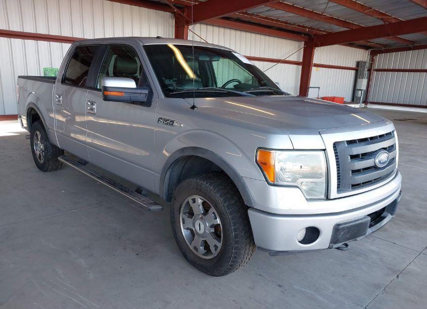 2010 Ford F-150 FX4/HARLEY-DAVIDSON/KING RANCH/LARIAT/PLATINUM/XL/XLT (VIN 1FTFW1EV9AKE32482) main photo