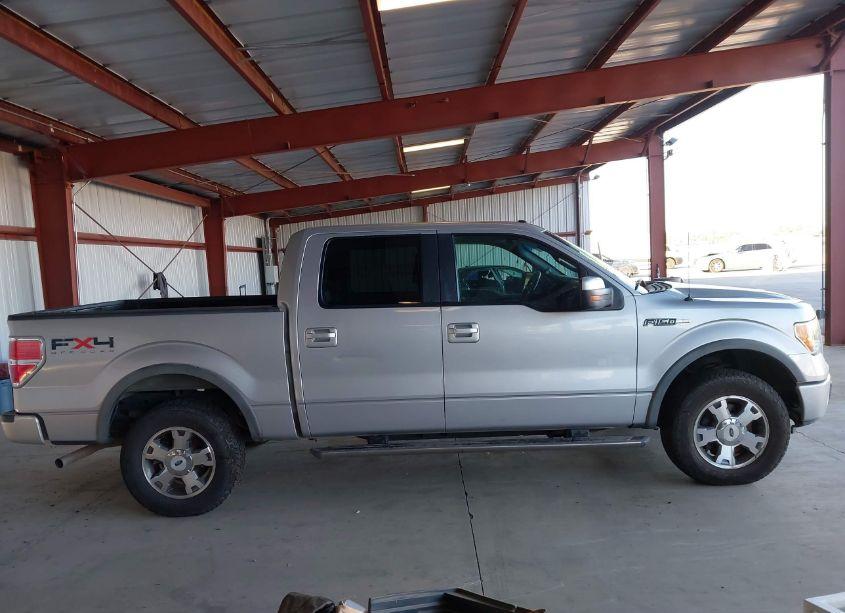 Photo 13 of 2010 Ford F-150 FX4/HARLEY-DAVIDSON/KING RANCH/LARIAT/PLATINUM/XL/XLT (VIN 1FTFW1EV9AKE32482)