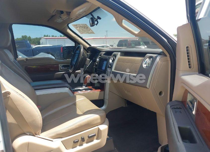 Photo 5 of 2010 Ford F-150 FX4/HARLEY-DAVIDSON/KING RANCH/LARIAT/PLATINUM/XL/XLT (VIN 1FTFW1EVXAFB39280)