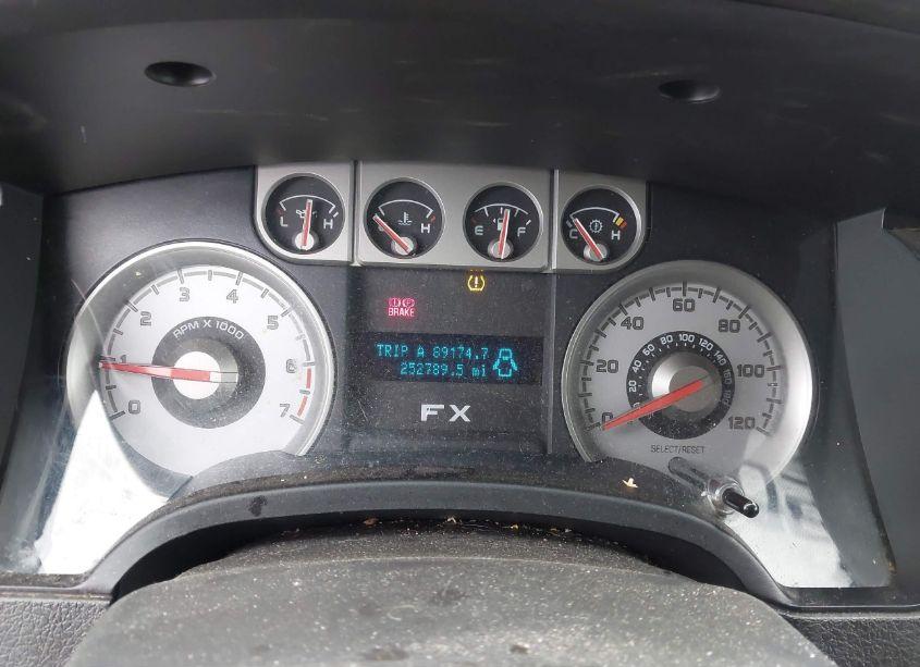 Photo 7 of 2010 Ford F-150 FX4/HARLEY-DAVIDSON/KING RANCH/LARIAT/PLATINUM/XL/XLT (VIN 1FTFW1EVXAFB91895)