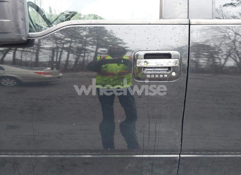 Photo 18 of 2010 Ford F-150 FX4/HARLEY-DAVIDSON/KING RANCH/LARIAT/PLATINUM/XL/XLT (VIN 1FTFW1EVXAFD57266)