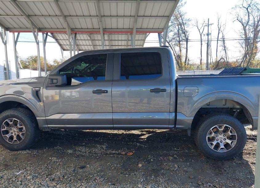 Photo 15 of 2024 Ford F-150 POLICE RESPONDER XL (VIN 1FTFW1P88RKE23596)