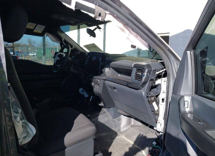 Photo 5 of 2024 Ford F-150 POLICE RESPONDER XL (VIN 1FTFW1P88RKE23596)