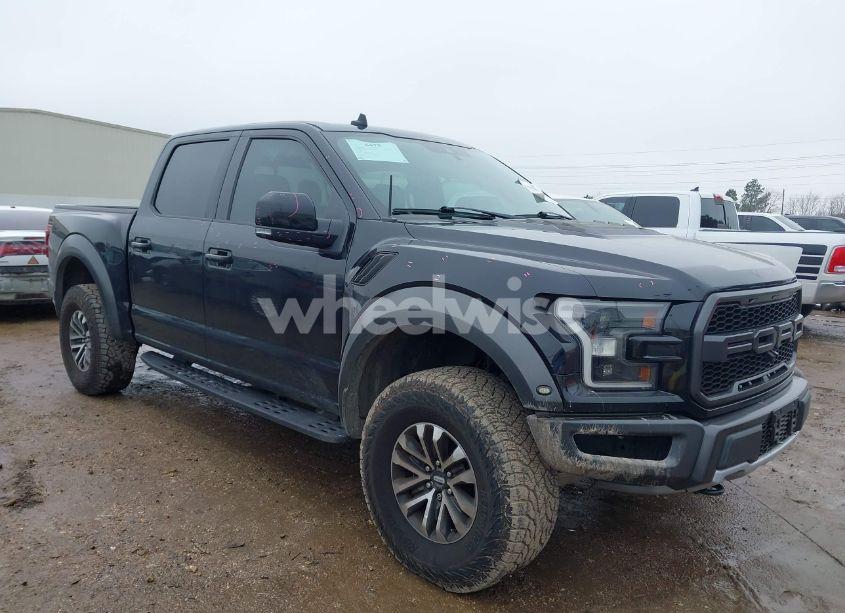 2020 Ford F-150 RAPTOR (VIN 1FTFW1RG0LFB32935) main photo