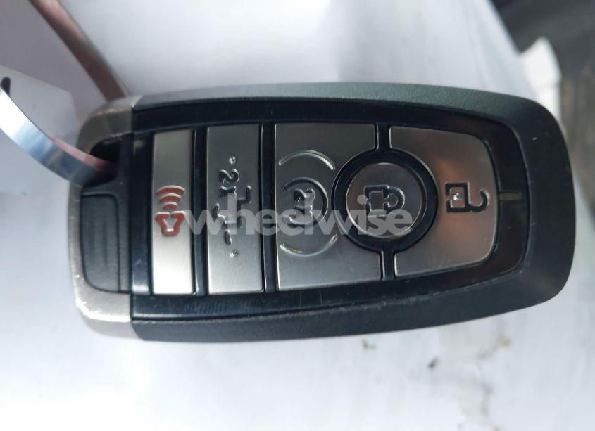 Photo 11 of 2020 Ford F-150 RAPTOR (VIN 1FTFW1RG0LFB32935)