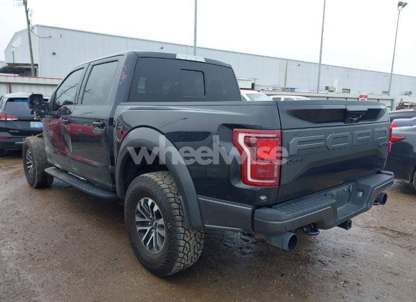 Photo 3 of 2020 Ford F-150 RAPTOR (VIN 1FTFW1RG0LFB32935)
