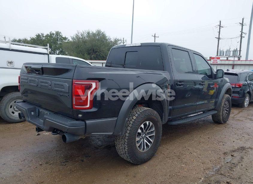 Photo 4 of 2020 Ford F-150 RAPTOR (VIN 1FTFW1RG0LFB32935)