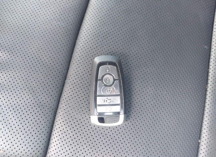 Photo 11 of 2023 Ford F-150 RAPTOR (VIN 1FTFW1RG0PFD25690)