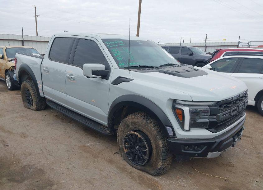 2024 Ford F-150 RAPTOR (VIN 1FTFW1RG0RFA02002) main photo