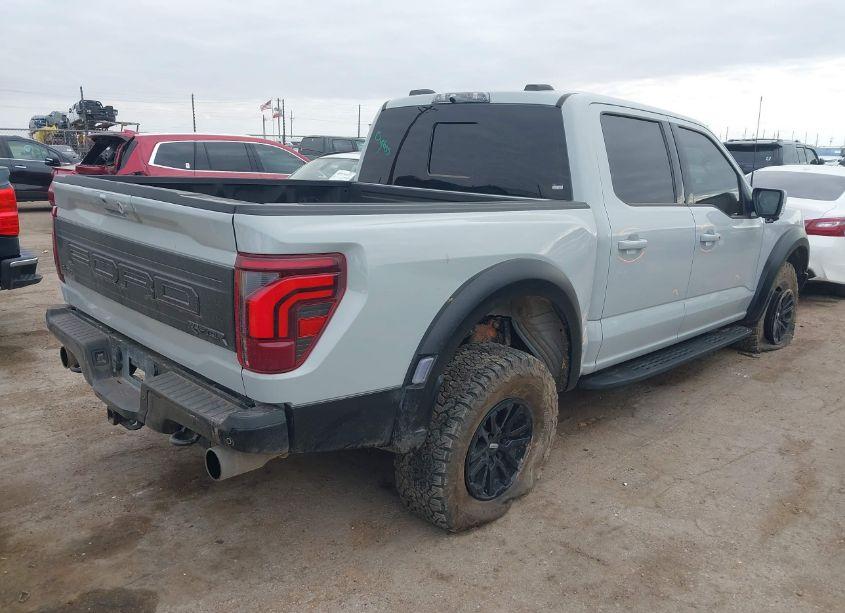 Photo 4 of 2024 Ford F-150 RAPTOR (VIN 1FTFW1RG0RFA02002)