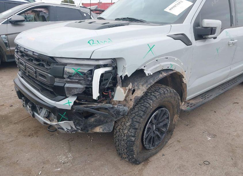 Photo 6 of 2024 Ford F-150 RAPTOR (VIN 1FTFW1RG0RFA02002)