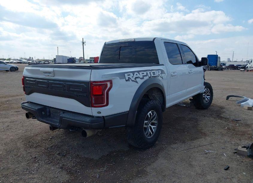 Photo 4 of 2017 Ford F-150 RAPTOR (VIN 1FTFW1RG1HFA31104)