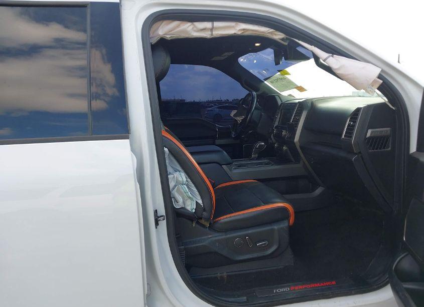 Photo 5 of 2017 Ford F-150 RAPTOR (VIN 1FTFW1RG1HFA31104)