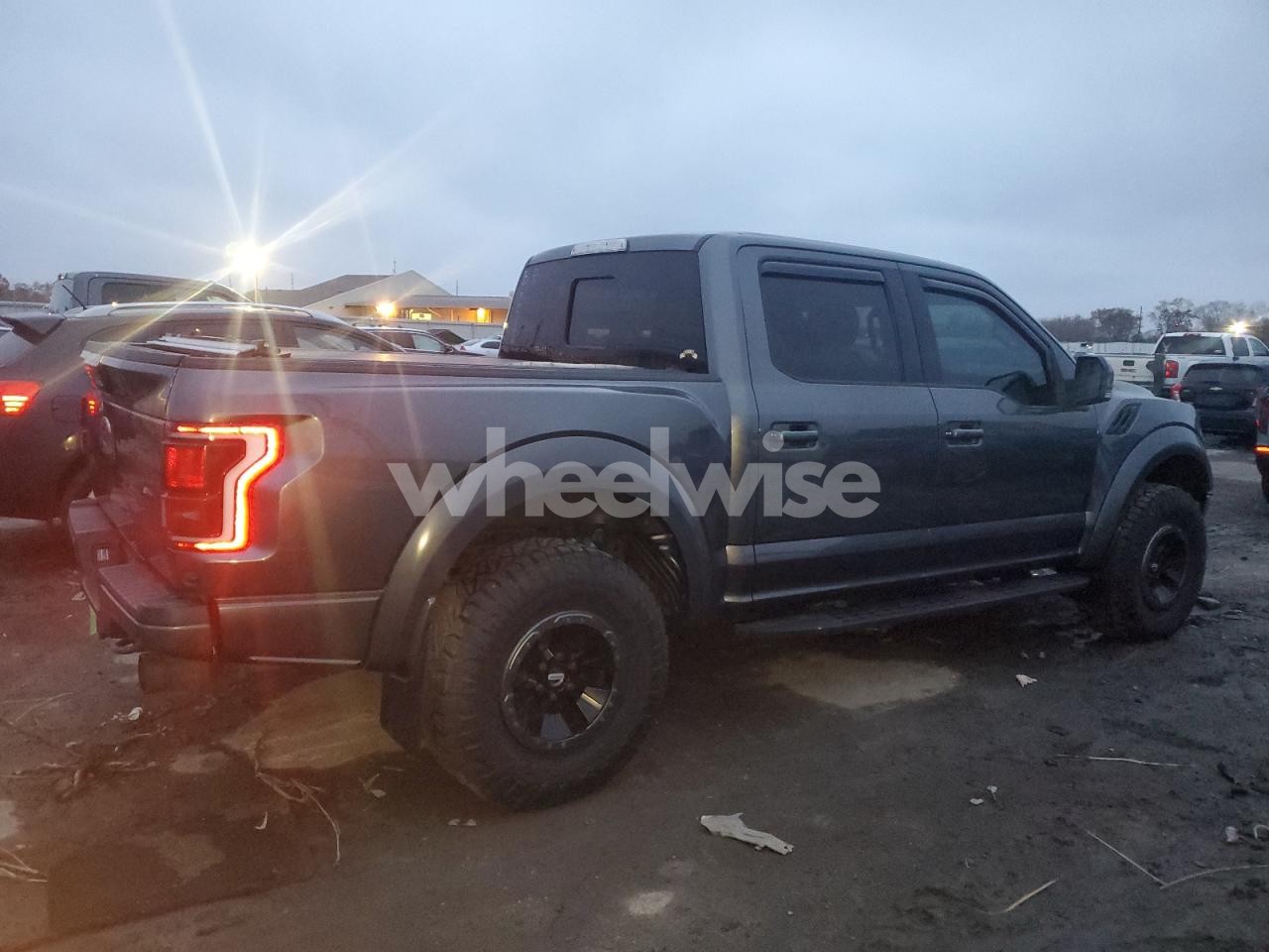 Photo 3 of 2017 FORD F150 RAPTOR (VIN 1FTFW1RG1HFB66700)