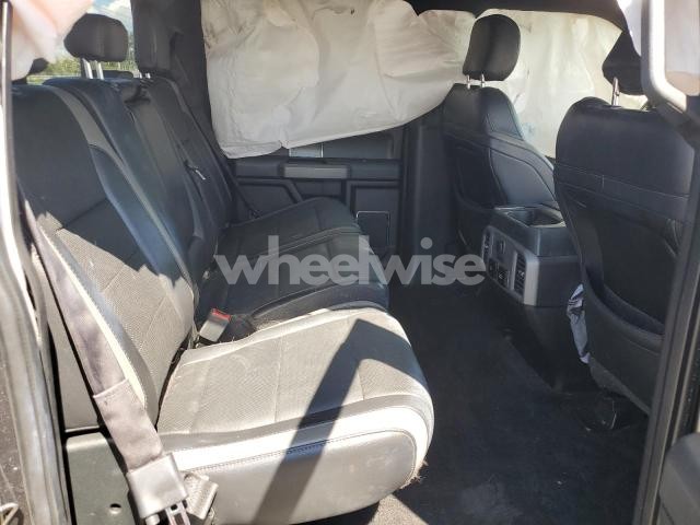 Photo 5 of 2018 FORD F150 RAPTOR N/A (VIN 1FTFW1RG1JFA03583)