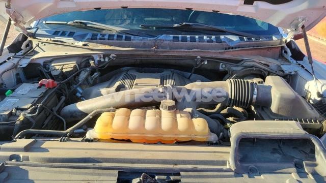 Photo 4 of 2018 FORD F150 RAPTOR N/A (VIN 1FTFW1RG1JFC54670)