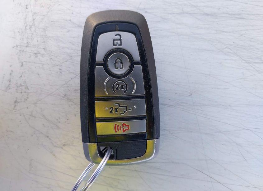 Photo 11 of 2019 Ford F-150 RAPTOR (VIN 1FTFW1RG1KFA06923)