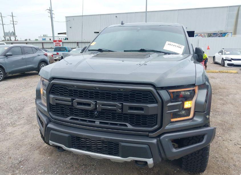 Photo 11 of 2019 Ford F-150 RAPTOR (VIN 1FTFW1RG1KFC85404)