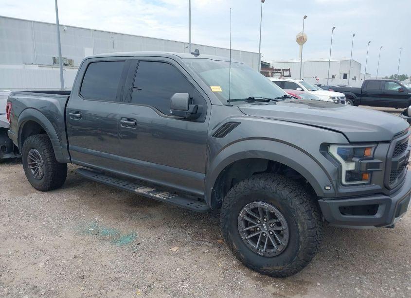 Photo 12 of 2019 Ford F-150 RAPTOR (VIN 1FTFW1RG1KFC85404)