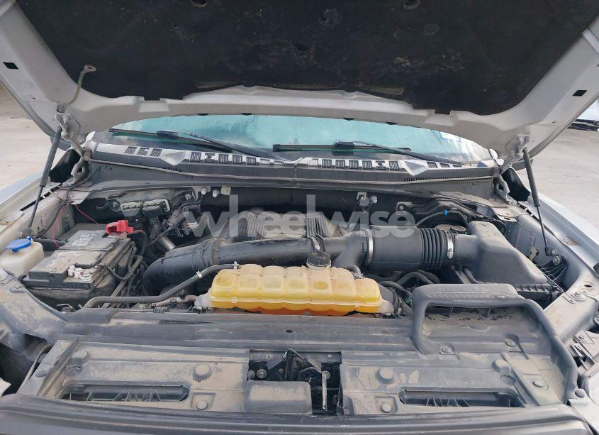 Photo 10 of 2017 Ford F-150 RAPTOR (VIN 1FTFW1RG2HFC86389)