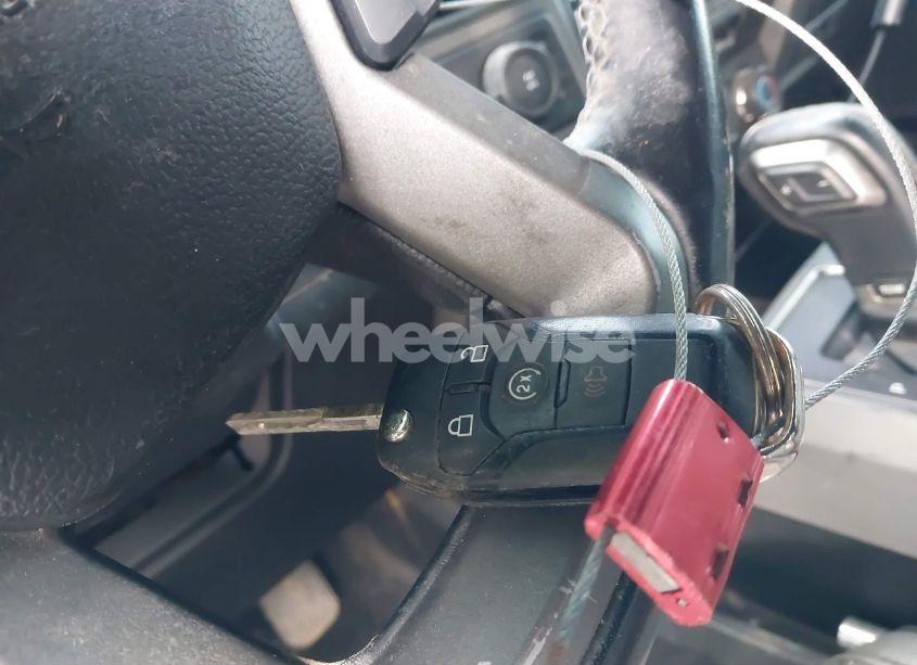 Photo 11 of 2017 Ford F-150 RAPTOR (VIN 1FTFW1RG2HFC86389)