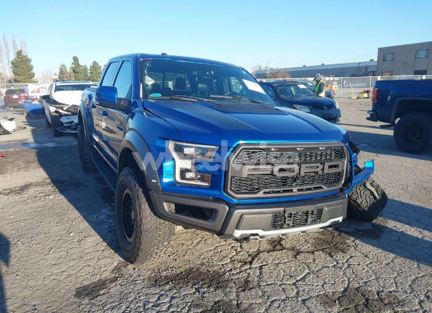 2018 Ford F-150 RAPTOR (VIN 1FTFW1RG2JFB82751) main photo